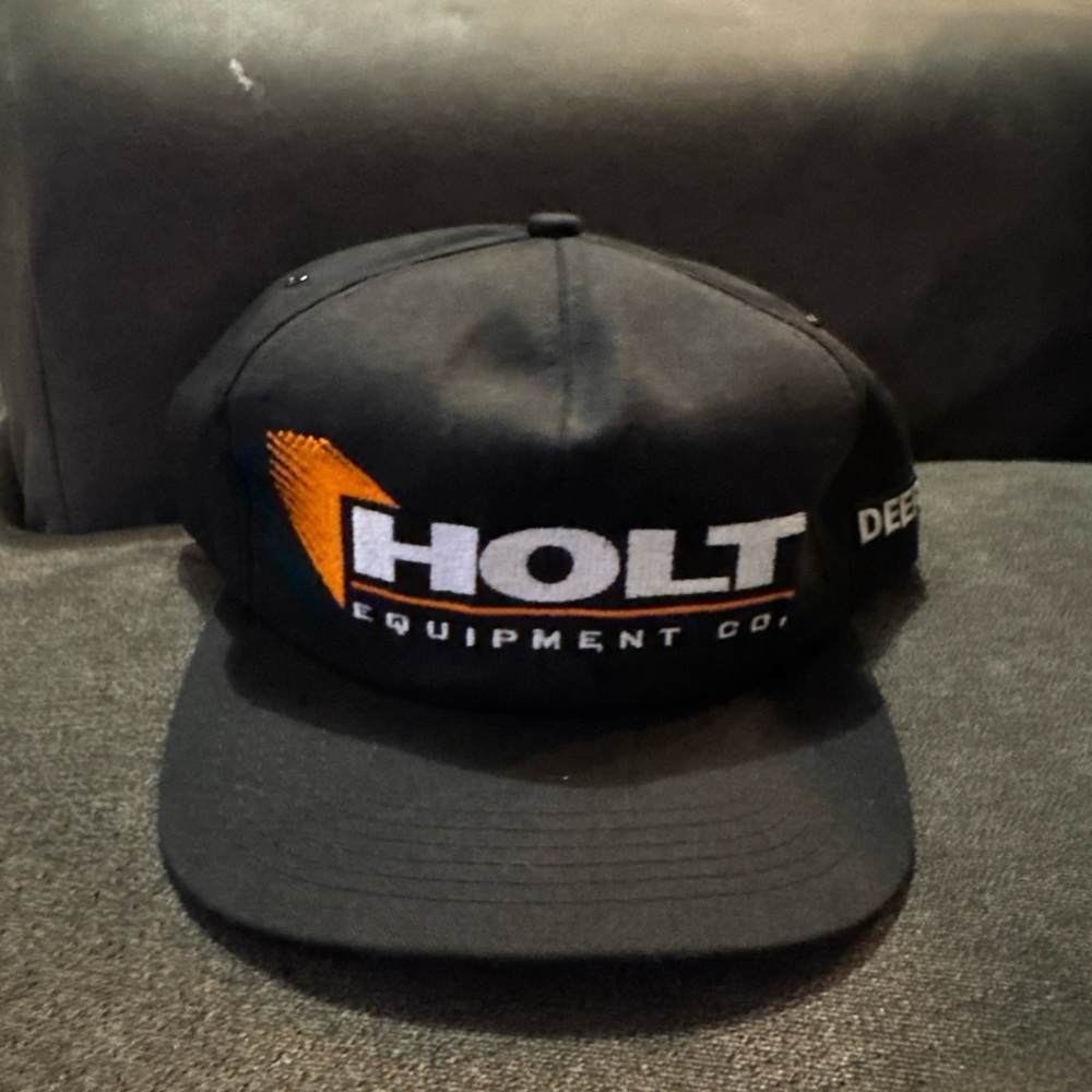 HOLT Black Baseball Cap